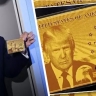 Президент США впервые продемонстрировал золотую карту Трампа