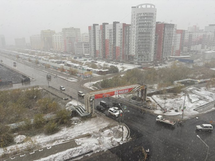 Фотофакт: в Якутске выпал первый снег