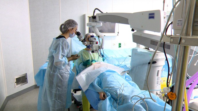 В Городской больнице № 2 выполнили 12-тысячную операцию по лечению катаракты В Городской больнице № 2 выполнили 12-тысячную операцию по лечению катаракты