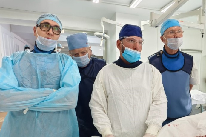 Иркутские врачи внедряют новый метод лечения ишемической болезни сердца Иркутские врачи внедряют новый метод лечения ишемической болезни сердца