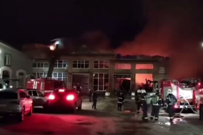 Крупный пожар в Нижнем Новгороде: в Сормовском районе выгорело предприятие Крупный пожар в Нижнем Новгороде: в Сормовском районе выгорело предприятие