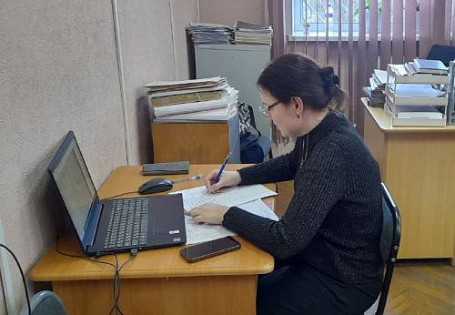 Амурчанка восстанавливает родословные жителей ЕАО по архивным документам