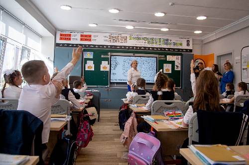 В Приамурье ответили на вопрос об усилении мер безопасности в школах после инцидента в Подмосковье В Приамурье ответили на вопрос об усилении мер безопасности в школах после инцидента в Подмосковье