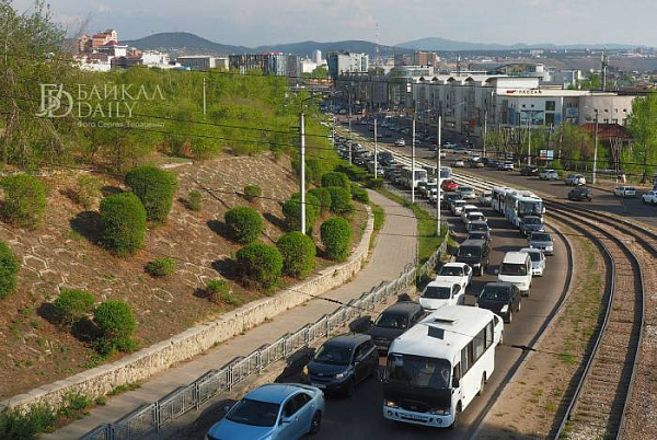 Китайские перевозчики нарушают весовые нормы под Улан-Удэ