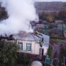 В Башкирии в Чишмах загорелся старый многоквартирный дом