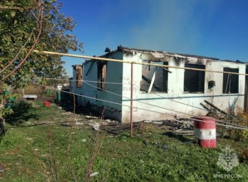 Пожар в Селищах практически уничтожил дом местной жительницы