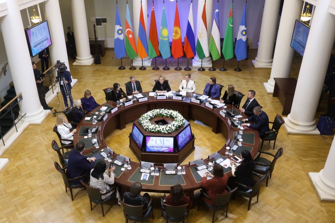 Матвиенко призвала развивать экспортный потенциал креативных индустрий стран СНГ