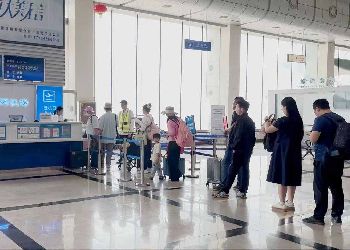 В аэропорту Хэйхэ с начала года пассажиропоток превысил четверть миллиона человек В аэропорту Хэйхэ с начала года пассажиропоток превысил четверть миллиона человек