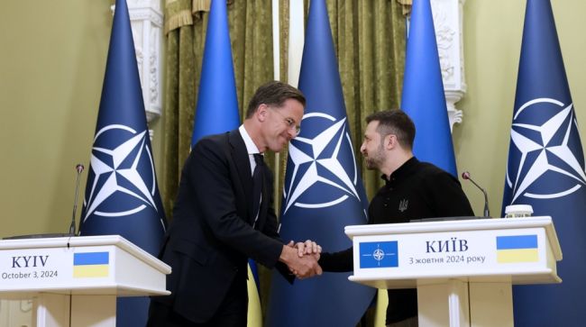 Рютте: Путь Украины к членству в НАТО необратим, но пока этот вопрос не обсуждается