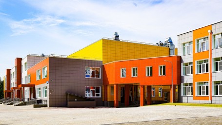 От школ до спорткомплексов: 24 объекта построили и реконструировали за счет бюджета с начала года в столице