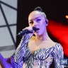Мари Краймбрери зажгла на концерте в Магнитогорске