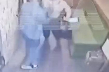 Стали известны подробности нападения банды подростков на российское кафе