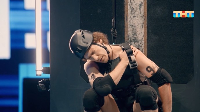 Шорт-трекист из Уфы получил серьезную травму в шоу «Титаны»