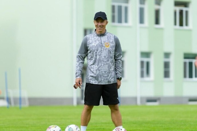 Тренер Николай Тюнин поблагодарил болельщиков «Арсенала» за поддержку