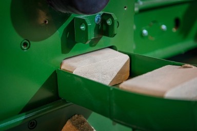 В Петербурге в пять раз увеличилось производство топливных брикетов