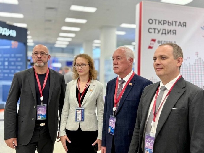 Депутаты Думы: «Во Владивостоке необходимо создать такую социальную инфраструктуру, чтобы сюда переезжали с семьями»