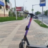 Электросамокатчик в Южно-Сахалинске сбил пенсионерку на тротуаре и скрылся