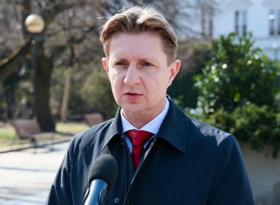 Польский политик потребовал «вышвырнуть вон» Сикорского за антироссийский выпад в ООН