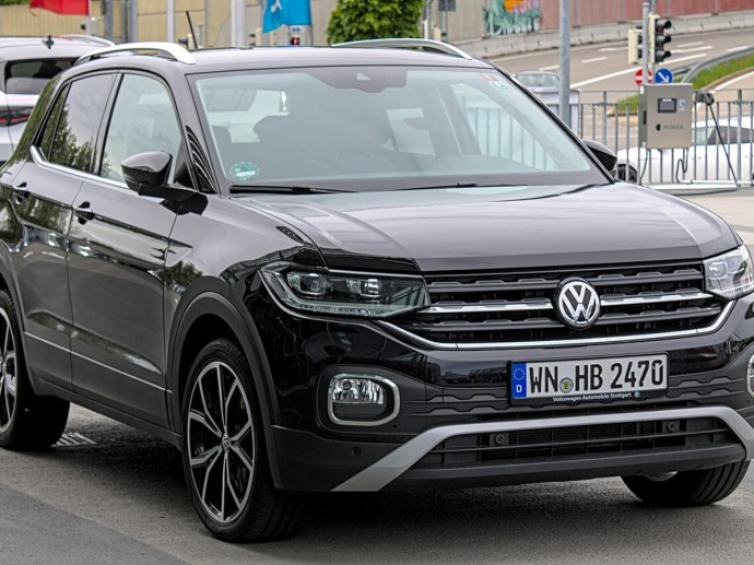Кроссовер без нервов и лишнего расхода: Volkswagen переводит T-Cross на язык гибридной мягкости Кроссовер без нервов и лишнего расхода: Volkswagen переводит T-Cross на язык гибридной мягкости