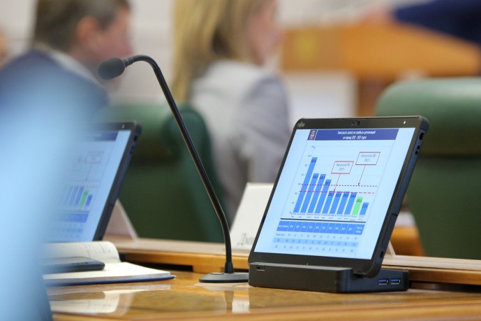 В СФ считают, что надо лучше изучить, где можно сократить бюджетные расходы