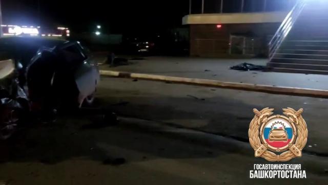 19-летняя девушка погибла в страшной аварии в Башкирии 19-летняя девушка погибла в страшной аварии в Башкирии