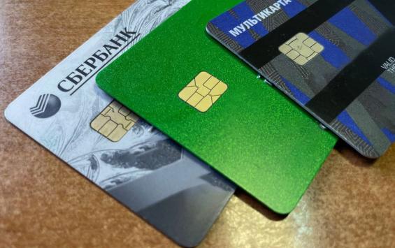 В Курской области возбудили дело на 16-летнего жителя за кражу с банковского счёта