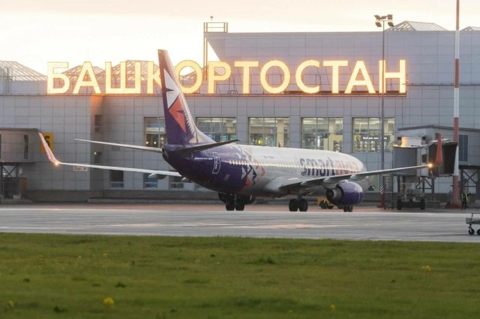 В аэропорту Уфа из-за тумана задерживаются рейсы В аэропорту Уфа из-за тумана задерживаются рейсы