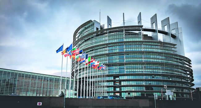 Европарламент утвердил полный запрет на импорт российского газа Европарламент утвердил полный запрет на импорт российского газа