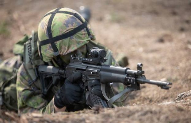 Боевые учения Финляндии и Великобритании проходят у границ России