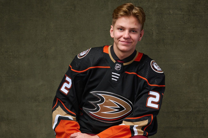 "Анахайм" обыграл "Сент-Луис", Минтюков забросил одну из шайб и сделал результативную передачу