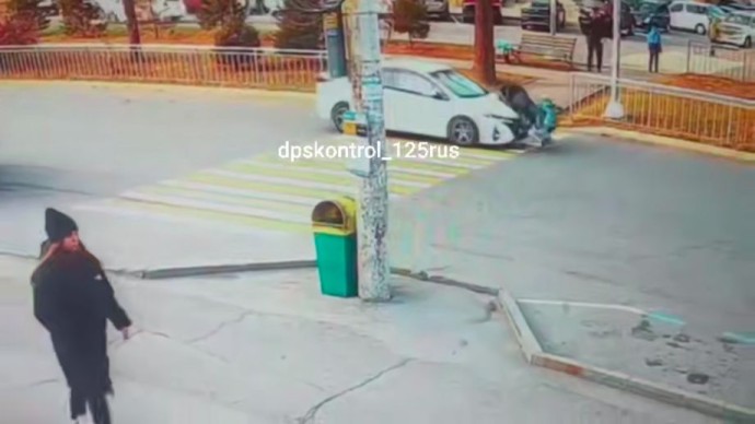 Штраф 1500 рублей выписали жителю Владивостока за сбитых на «зебре» пенсионерку и ребенка