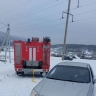 В Башкирии спасатели освободили автомобиль из снежного плена