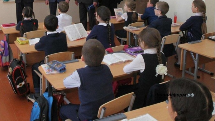 В школах распространят инструкцию по действиям педагогов в случае конфликта