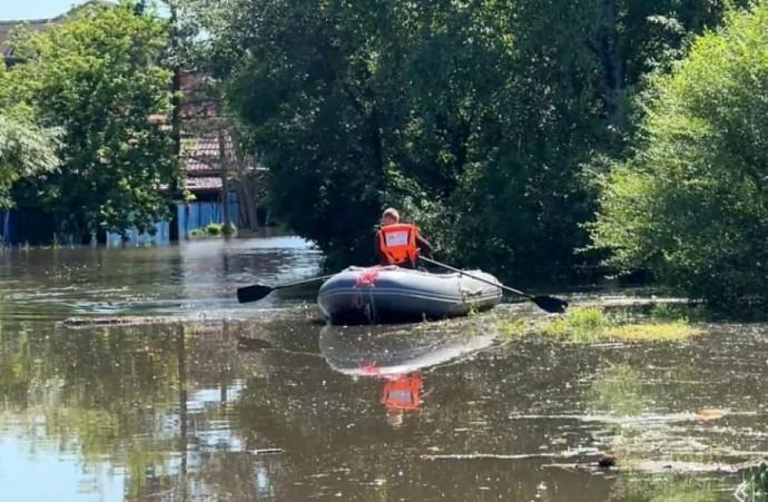 Вода не уходит: десятки приморцев две недели отрезаны от внешнего мира из-за перелива