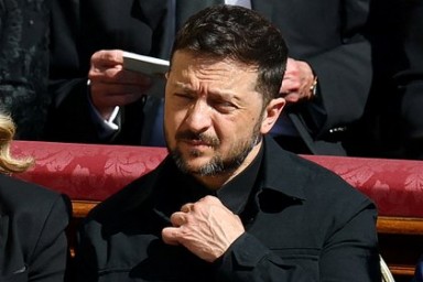 Зеленский предупредил мировых лидеров о возможной опасности 9 Мая в Москве
