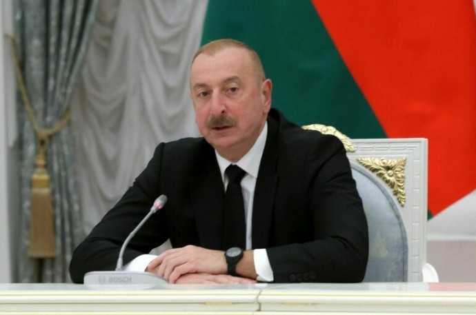 Алиев посоветовал Евросоюзу не лезть в отношения Азербайджана, Турции и Армении