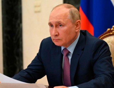Путин объявил о перемирии в дни 80-летия Победы