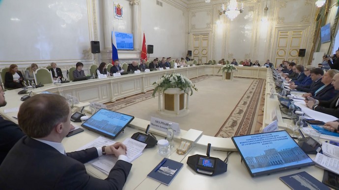 Как прошло обсуждение КРТ на выездном заседании депутатов Госдумы в петербургском парламенте