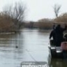 В астраханской реке мужчина чудом спасся от неуправляемой кружащей лодки