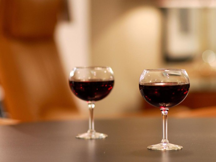 Французское вино против санкций: как экспорт находит путь в Россию Французское вино против санкций: как экспорт находит путь в Россию