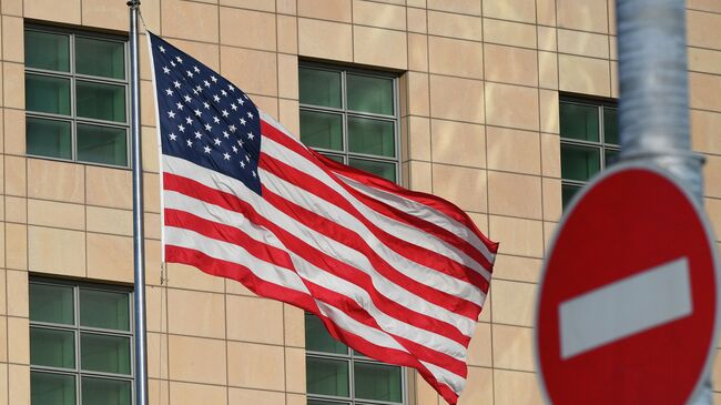 В США сотрудников агентства AmeriCorps отправили в отпуск из-за DOGE