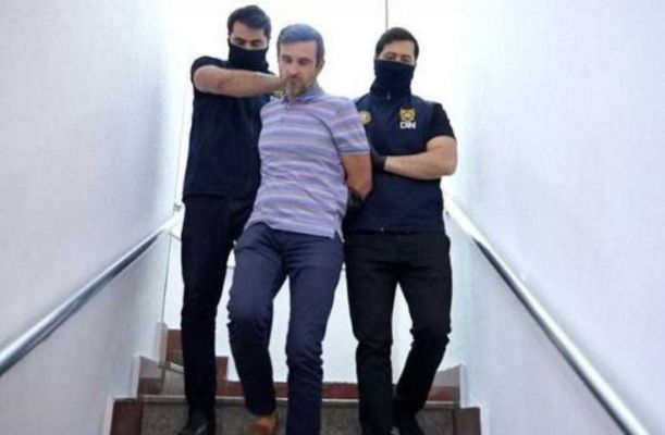 Баку изменил меру пресечения для российского журналиста на домашний арест