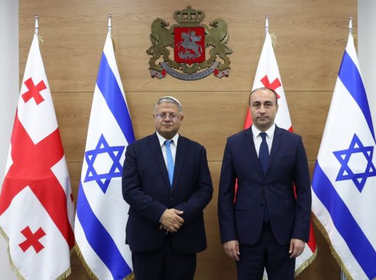 Министр нацбезопасности Израиля приехал в Грузию рассказать про войну с ХАМАС Министр нацбезопасности Израиля приехал в Грузию рассказать про войну с ХАМАС
