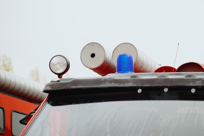 В пензенской глубинке из-за неосторожного обращения с огнем сгорела надворная постройка