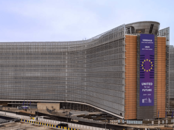 Учёные обвинили главу Еврокомиссии в неумеренной рекламе ИИ-технологий