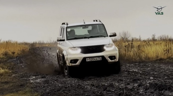 УАЗ проводит испытания «Патриота» и «Пикапа» с дизельным двигателем и новой трансмиссией УАЗ проводит испытания «Патриота» и «Пикапа» с дизельным двигателем и новой трансмиссией