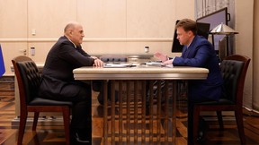 Встреча Михаила Мишустина с председателем правления и генеральным директором ПАО «РусГидро» Виктором Хмариным