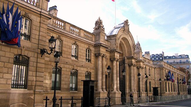 СМИ: Елисейский дворец объявил новый состав правительства
