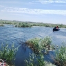 В Бурятии семья с детьми застряла в лодке на Селенге