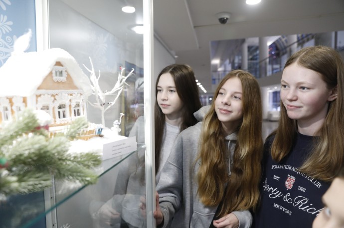 Талантливая ярославна приглашает совершить «Путешествие в Детствобург»